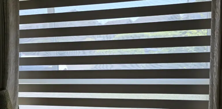 How to Choose the Right Blinds for Your Bedroom